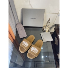 Balenciaga Slippers